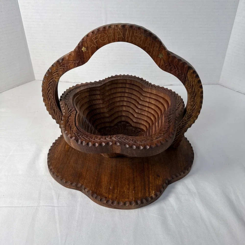 VTG.Folding Spiral Collapsible Wooden Swivel To Close. Afghanistan. bowl 7.5